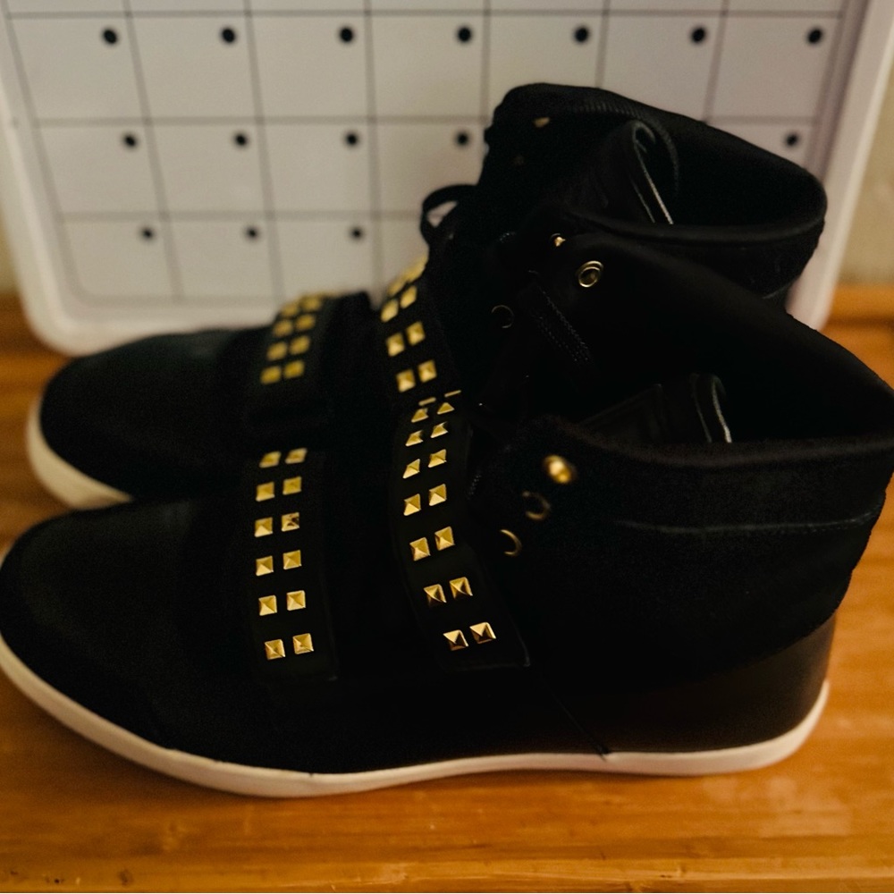 Men High Top Sneakers